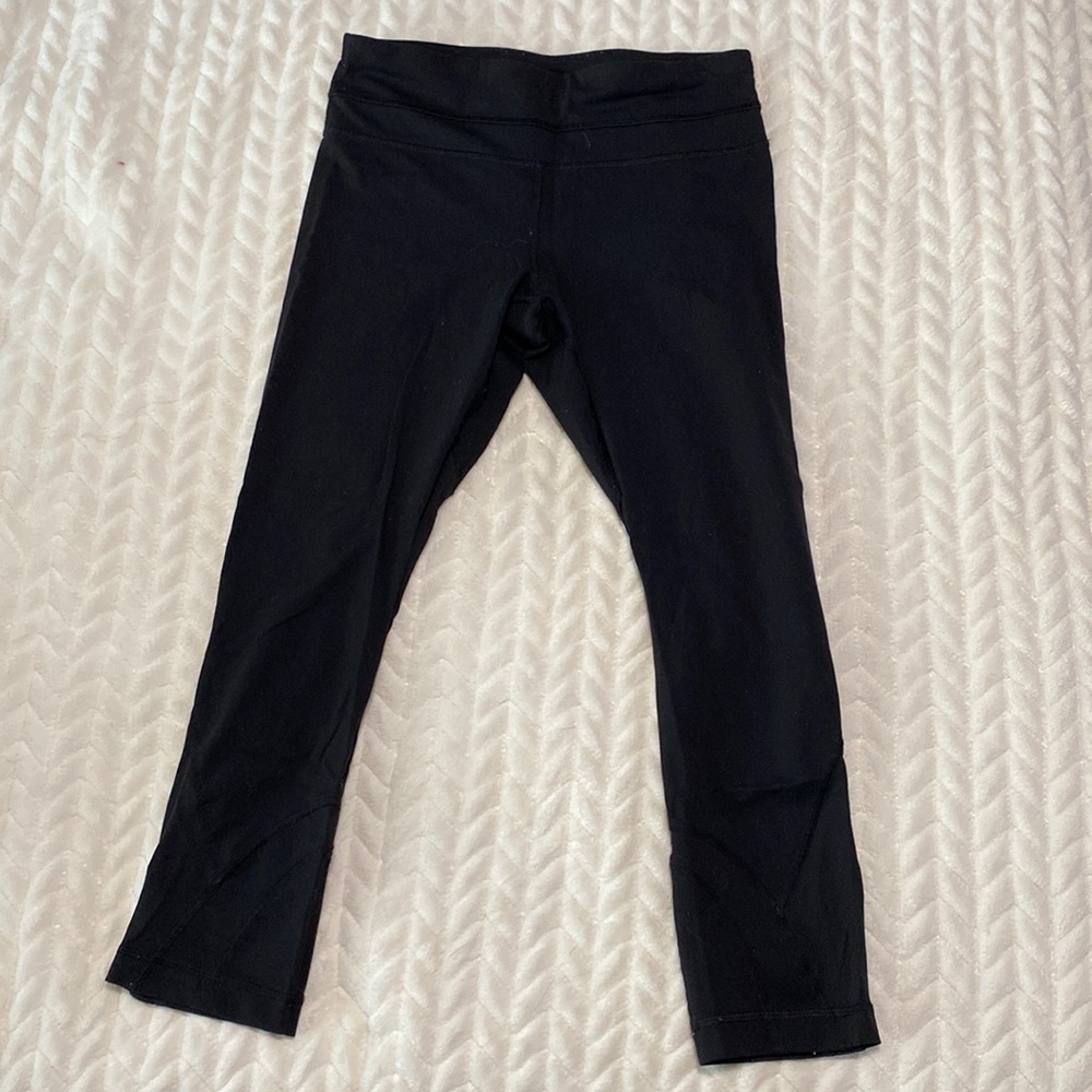 Lululemon Size 4 Capri Leggings